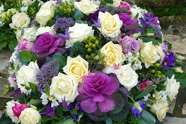 purple-and-white-bouquet